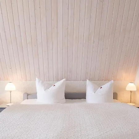 Appartement Sonnenblumenhaus 02 Prerow