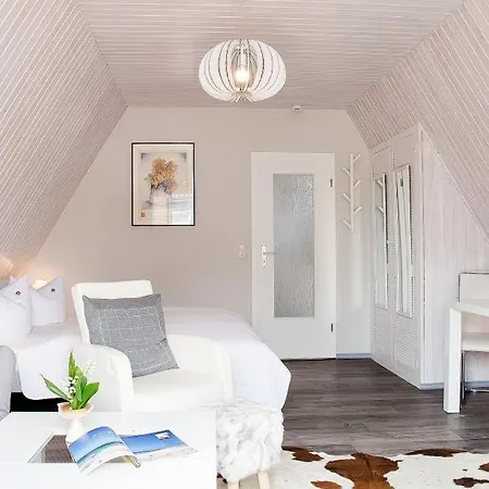 Sonnenblumenhaus 02 Appartement Prerow