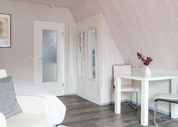 아파트 Sonnenblumenhaus 02 *